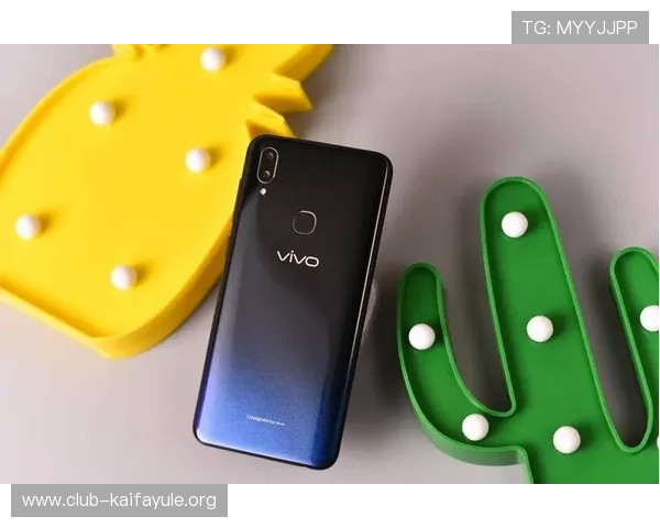 凯发k8旗舰厅官网专业客服全天在线，及时解决玩家在游戏中遇到的各种问题